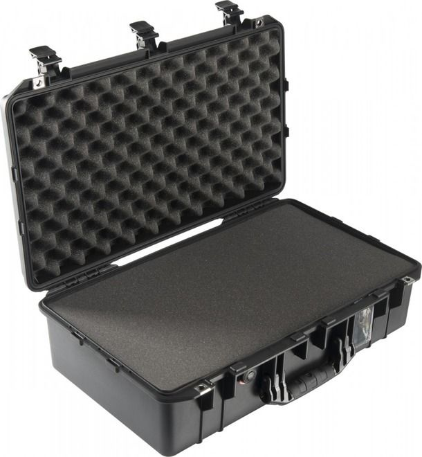 Peli Air 1555 z gąbką, wodoodporna, pancerna skrzynia transportowa